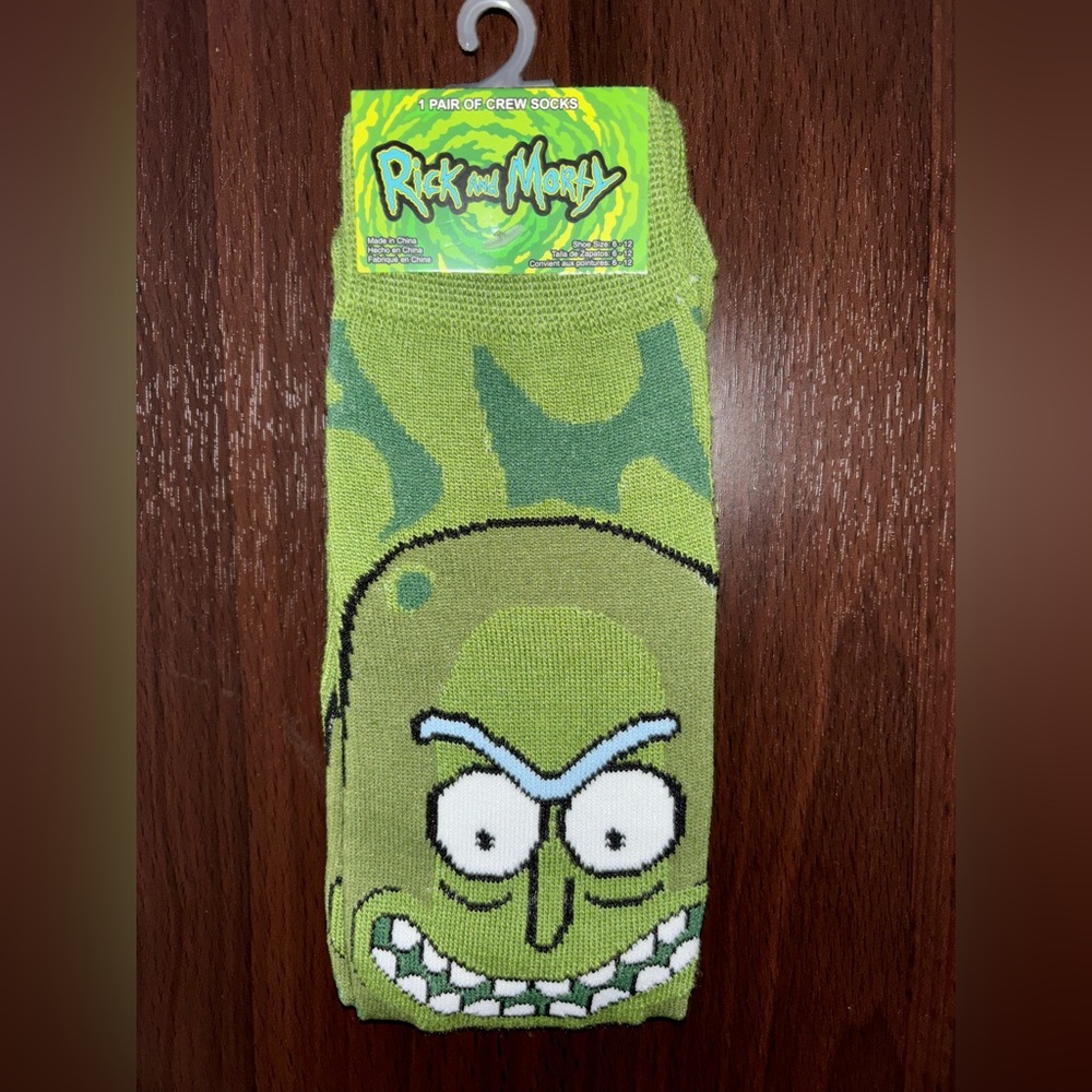 RICK AND MORTY NOVELTY CREW SOCKS NWT MEN’S SHOE SIZE 6-12